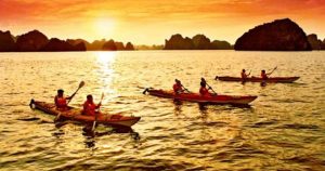 kayaking-halong-bay